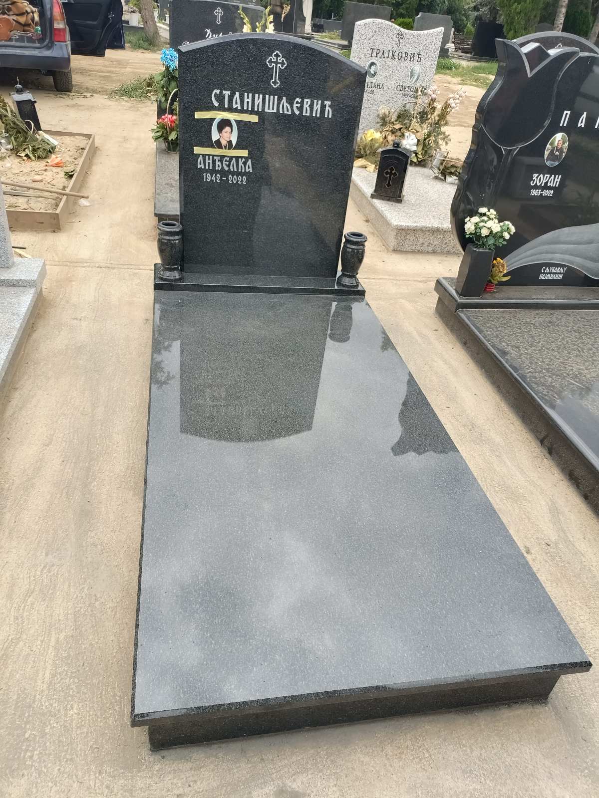 Komplet Spomenik od impale #7