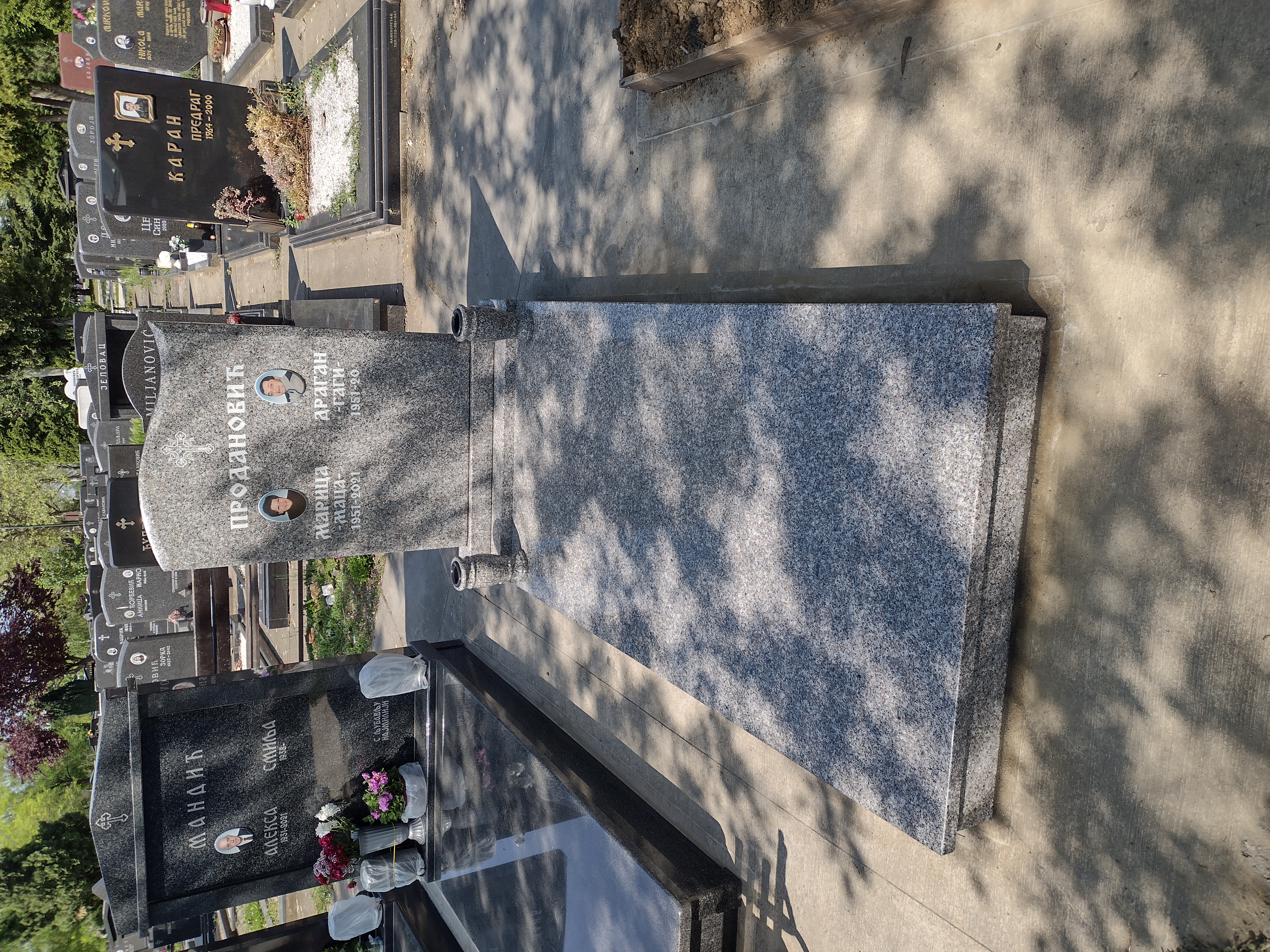 Komplet Spomenik od 664 3#