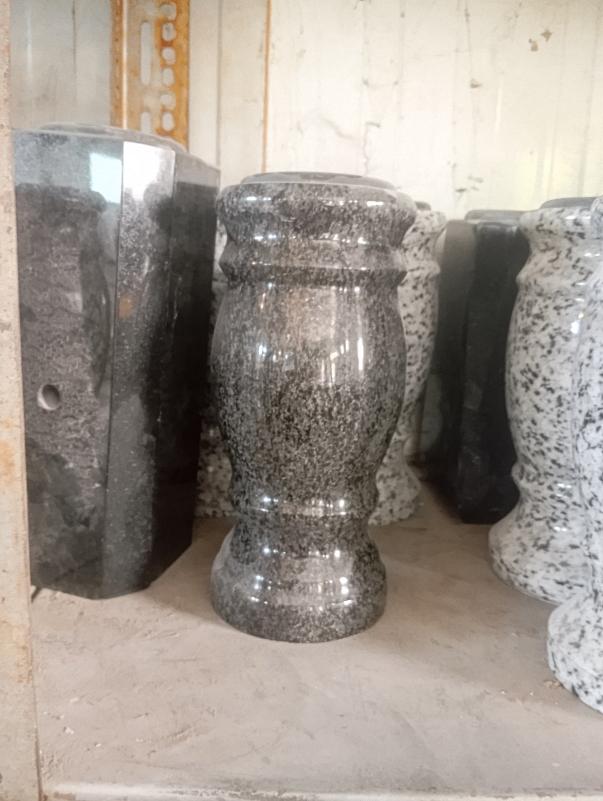 Ovalna vaza od Impale